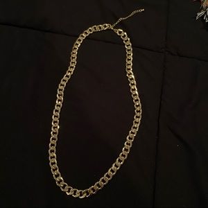 Thick gold chain necklace